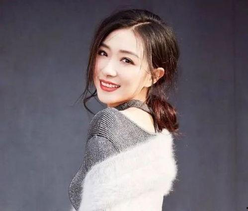 娱乐吃瓜女艺人牺牲小说,娱乐界的悲情女艺人传奇