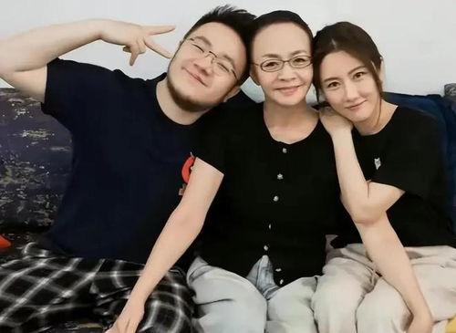 八卦娱乐吃瓜讨论视频,揭秘娱乐视频中的吃瓜热议瞬间