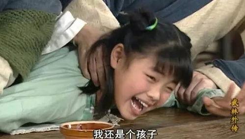 娱乐吃瓜酱救小孩,爱心瞬间温暖人心