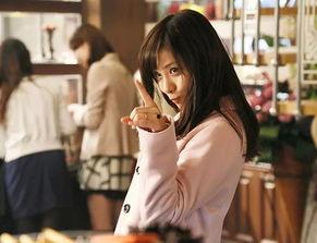 娱乐吃瓜酱人多的地铁,娱乐吃瓜酱成热门话题