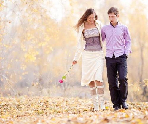 约会散步娱乐吃瓜酱,品味美食，共享悠闲时光